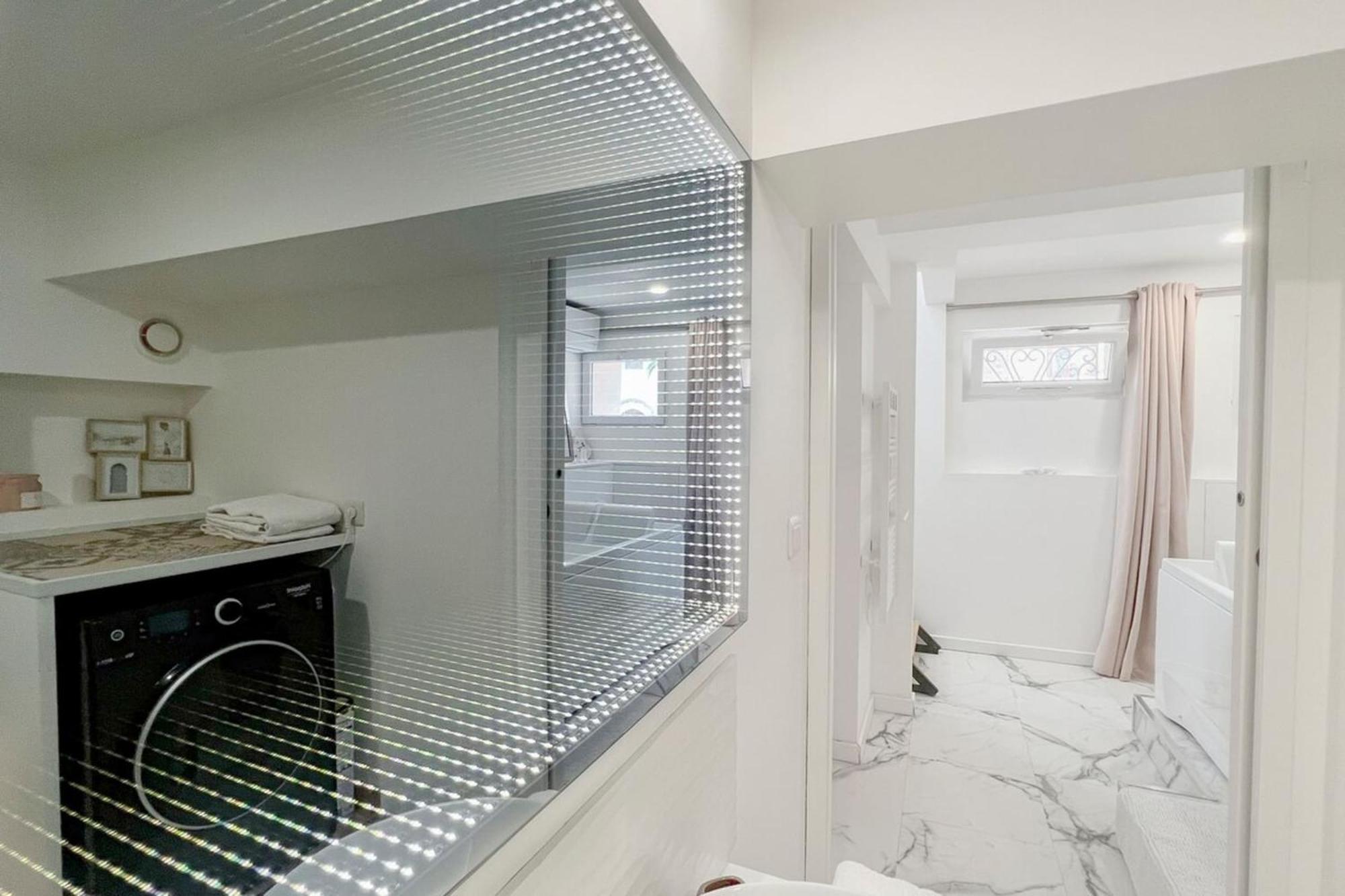 Dark Room Perpignan Aux 50 Nuances Jacuzzi Prive Villeneuve-de-la-Raho Exteriör bild
